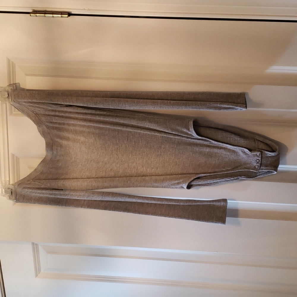 Strapless Long Sleeve Grey Bodysuit